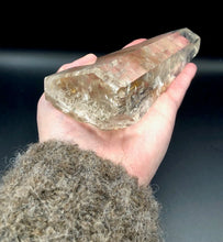 Load image into Gallery viewer, phantom quartz crystal - ZenJen shop
