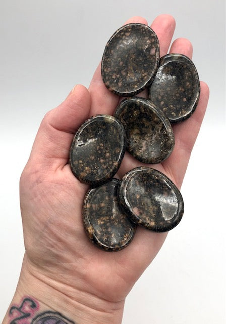 Rhodonite worry stone - ZenJen shop